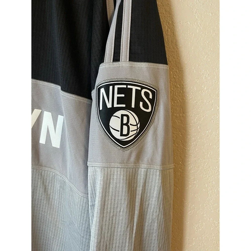 Men's 2XL NWOT Brooklyn Nets Adidas Color Block Pullover Hoodie Gray